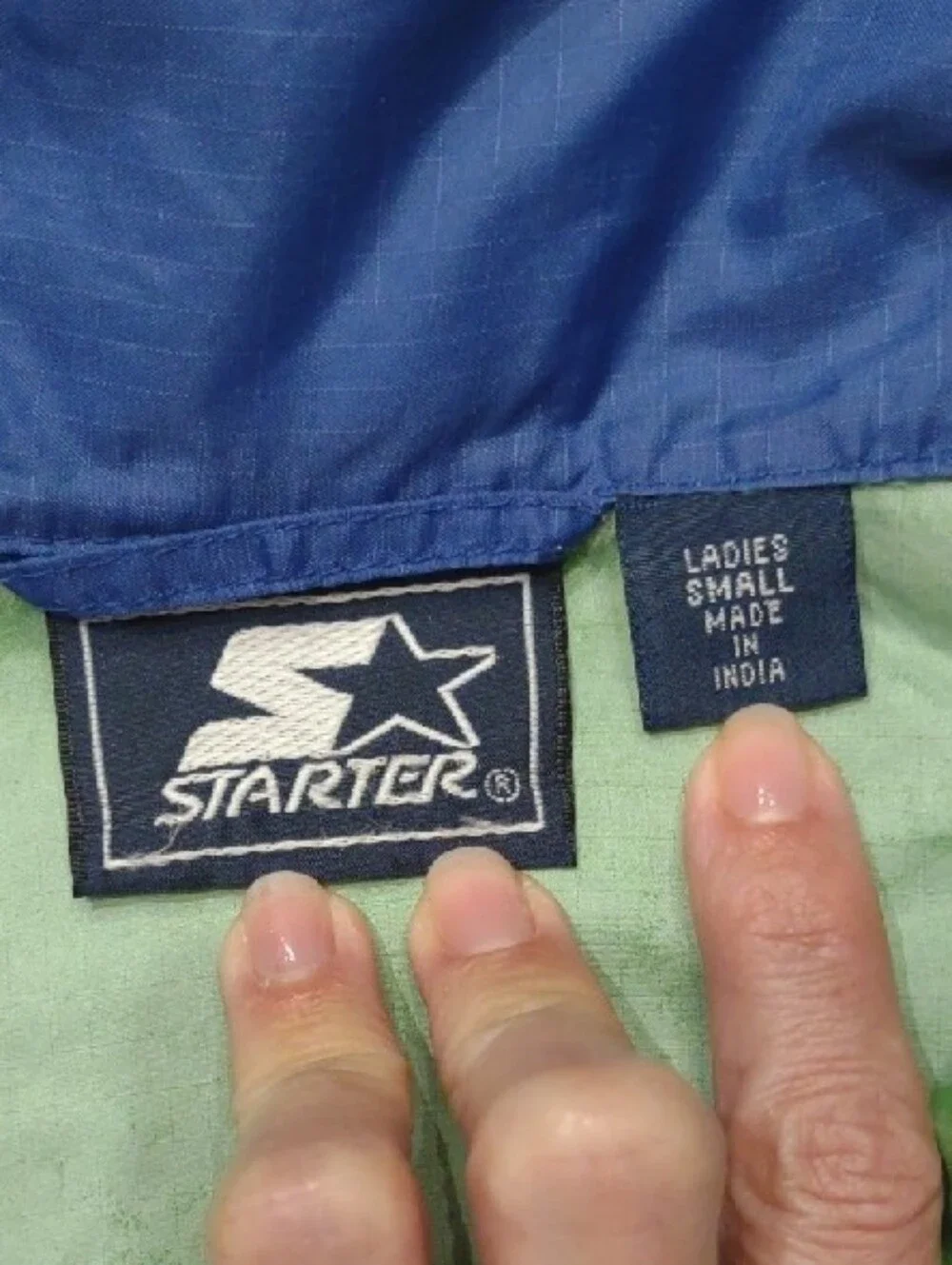 Vintage STARTER Green Pullover Windbreaker With Packable Hood - Picture 2 of 5